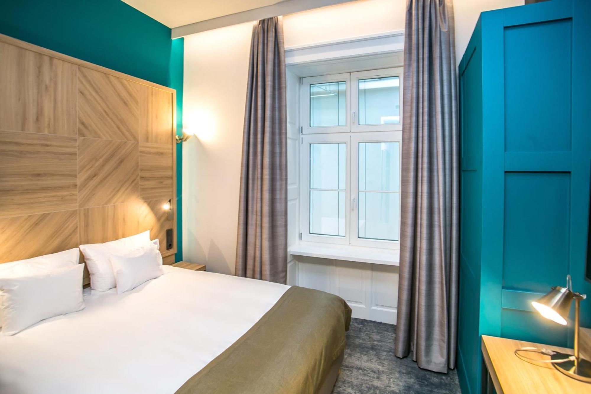 Standard Double or Twin Room,1285853233:JPEG